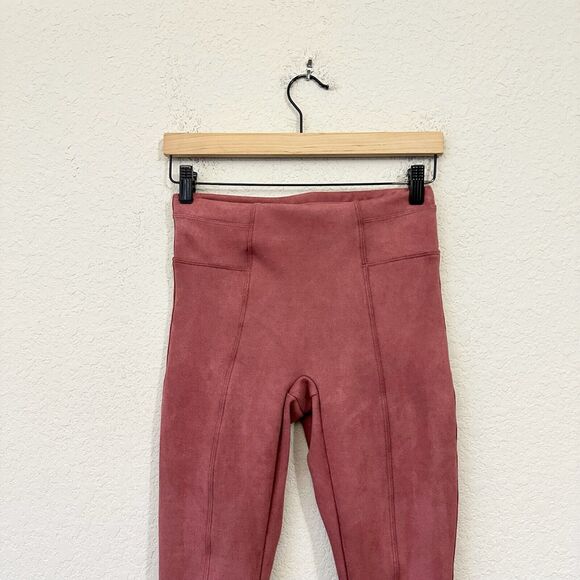 SPANX Faux Suede Leggings Rich Rose High Rise Activewear - Picture 3 of 13